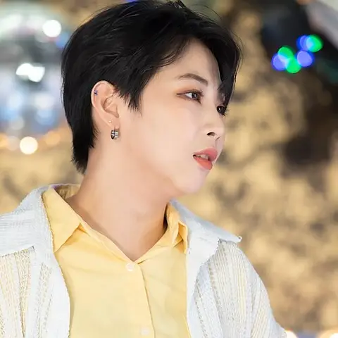 김예찬 사진