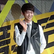유준 사진