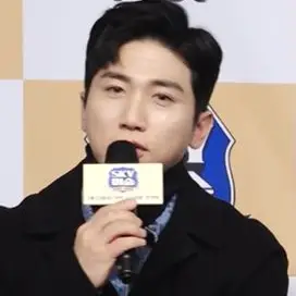 유세윤 사진