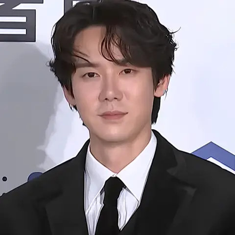 유연석 사진