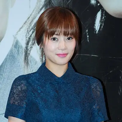 윤아정 사진