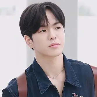 윤재혁 사진