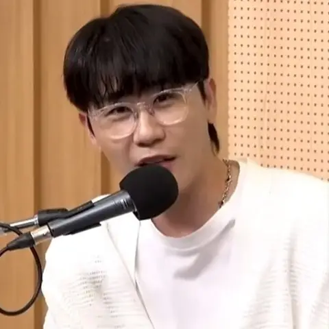 영탁 사진