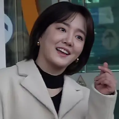 윤하 사진