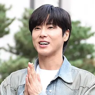 유노윤호 사진